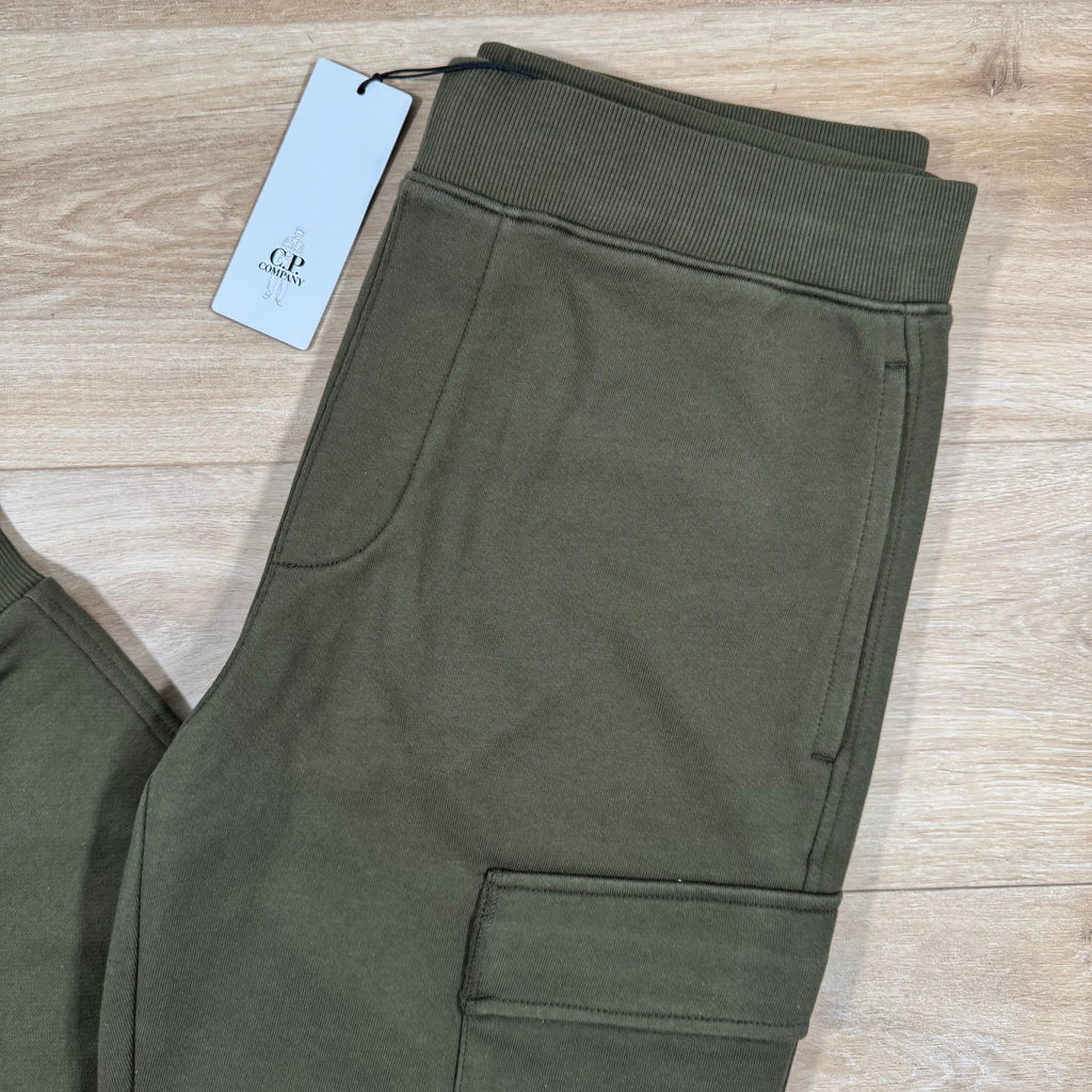 CP Company Diagonal Raised Lens Sweatpants in Ivy Green